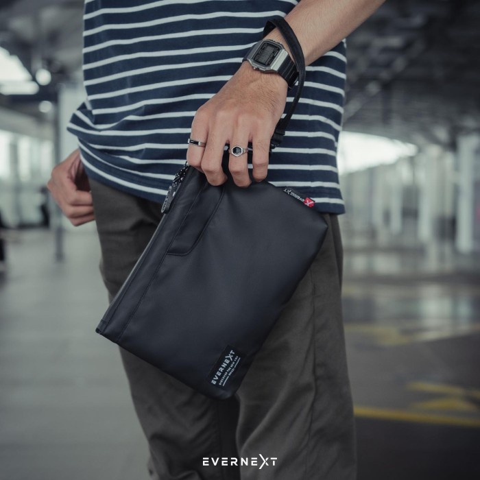 Clutch Pria Hand Bag Pria Waterproof Anti Air Dompet Hp Cowok Keren Keninian