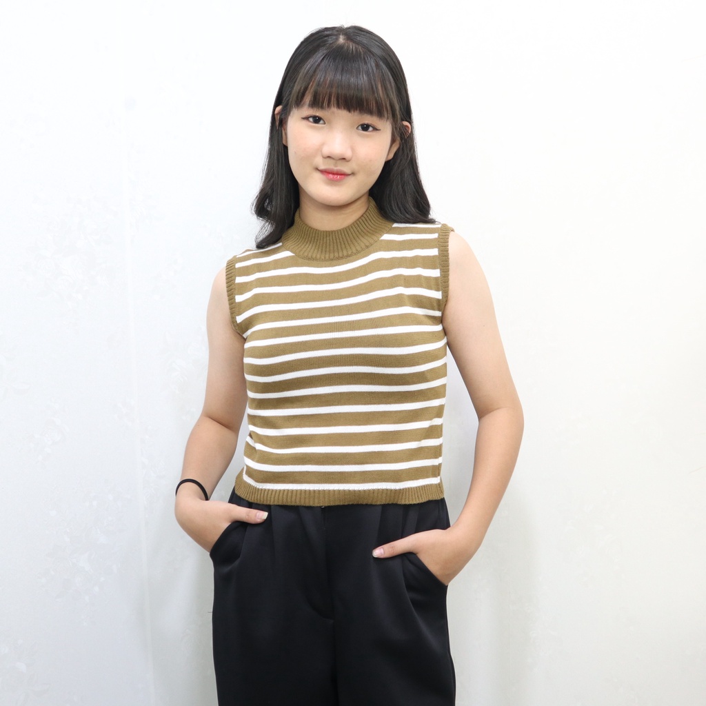 Atasan Rajut Wanita Turtleneck - Crop Top Salur Kerah Tinggi Lengan Pendek - Kaos Turtleneck Knit Korea Style