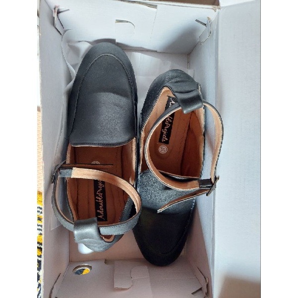 sepatu adorable projects Viery Black Heel