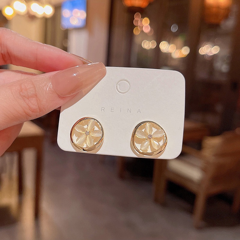 Anting Tusuk Desain Bunga Opal Geometri Hollow out Bahan 925 silver