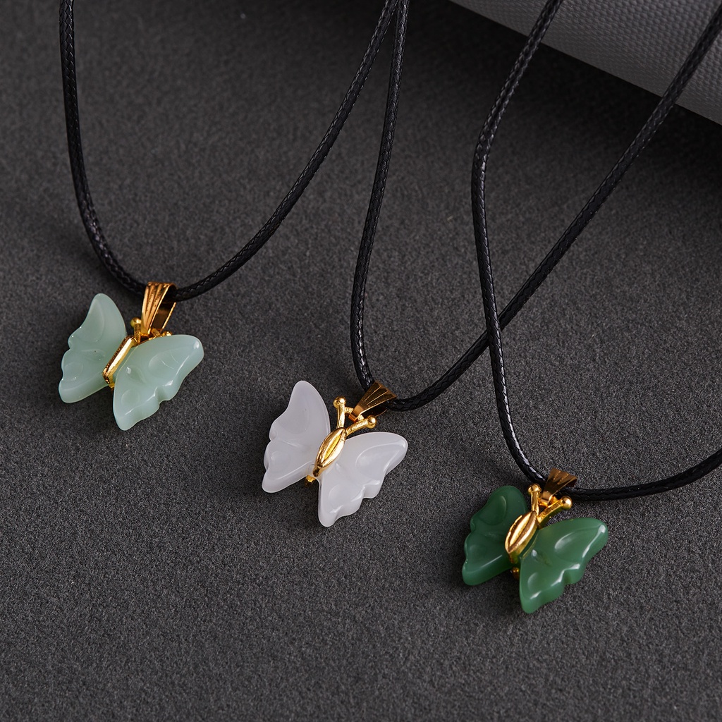 Kalung Rantai Panjang 44 + 5cm Dengan Liontin Giok Butterfly Ukuran 1.7 = 2.3cm