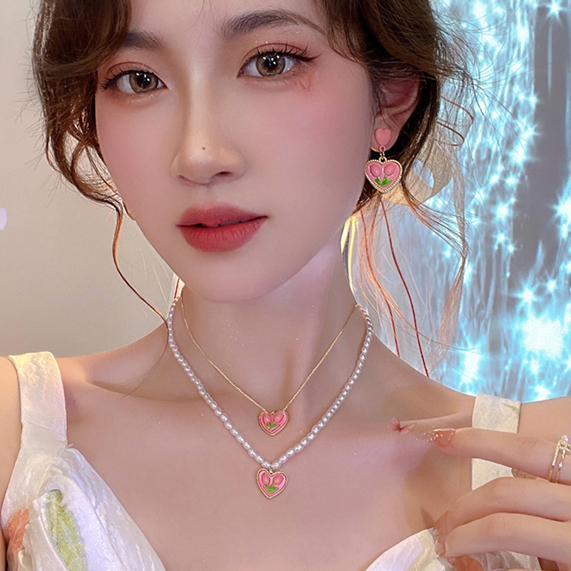 2pcs / Set Kalung Liontin Tulip Warna Pink Gaya Korea Untuk Wanita