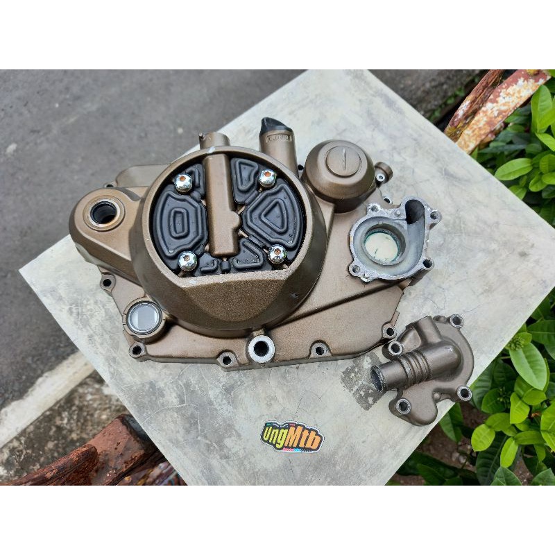blok kanan ninja r blok kopling ninja r bak kopling ninja r mesin ninja r block kopling ninja r ninj