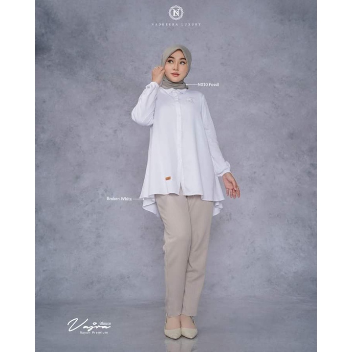 VAJRA BLOUSE BY NADHEERA LUXURY