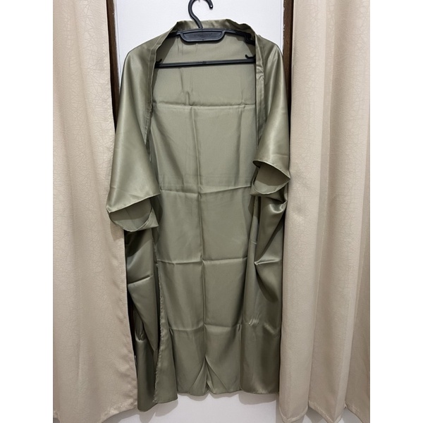 OUTER SATIN
