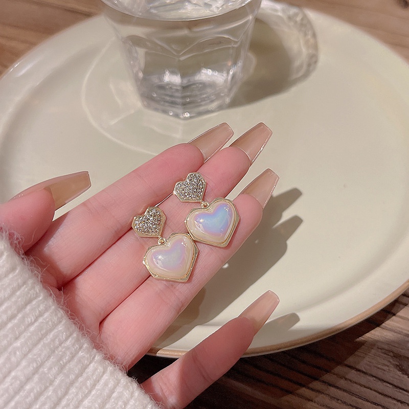 Anting Stud Desain Hati Aksen Mutiara Bahan 925 silver needle
