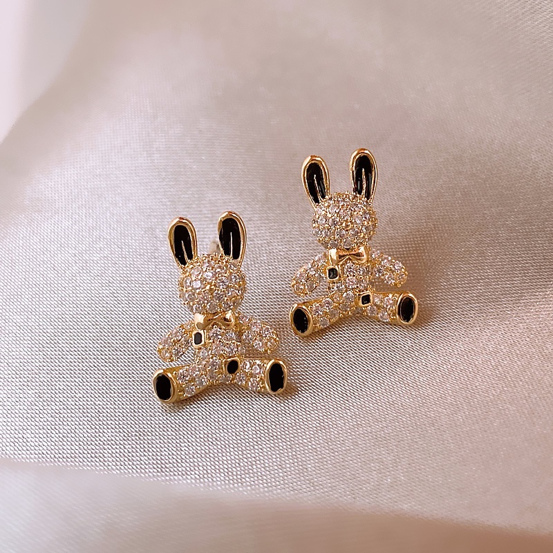 Anting Tusuk Gantung Temperament Bahan Metal Desain Kelinci Hias Berlian Imitasi Gaya Simple Untuk Wanita