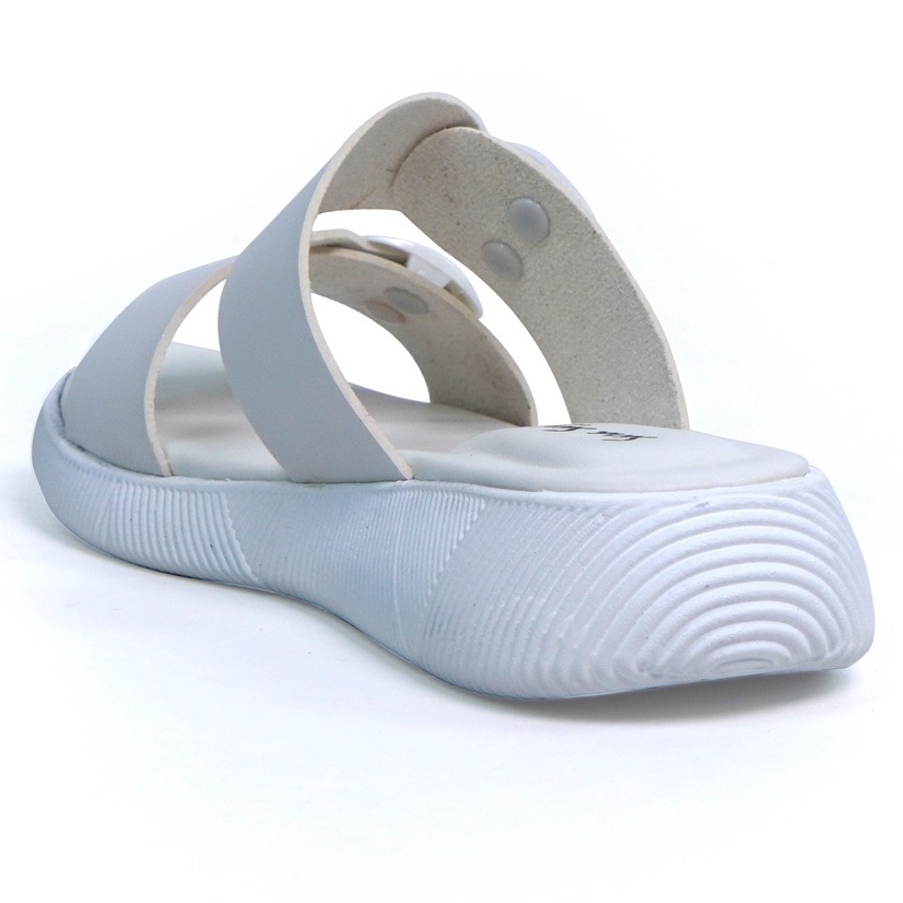 SARASARA YUK - Sandal Wanita Slop Casual Model Birken Sol Puyuh SARA SARA JEAN Sendal Selop Cewek Kulit Santai Strap Gesper Ban dua Empuk lucu Size 36 37 38 39 40 Warna White Putih Soft Anti Slip Original Kekinian Terbaru Shoes ORI Mall Official Store