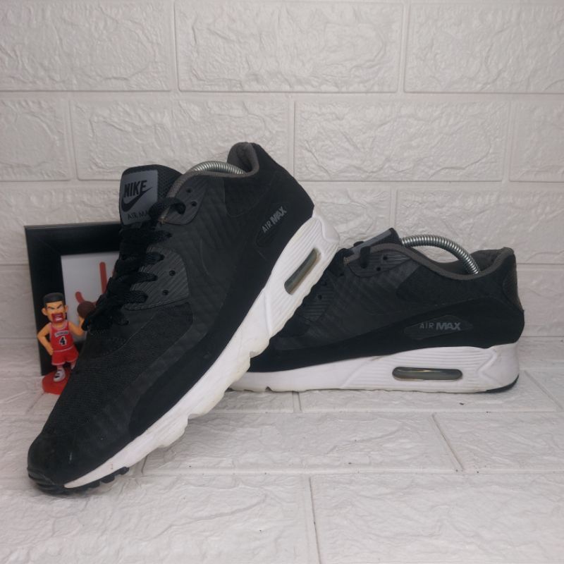 Sepatu Nike Air Max 90 Ultra 2.0 Essential Black Size 43 In Sole 27,5cm Made in Vietnam Warna Hitam 