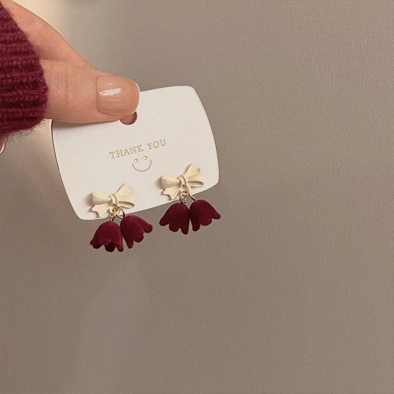 Anting Tusuk Gantung Wanita Bahan Velvet Desain Bungapita Merah Anggur Gaya Musim Gugurdinginnatal