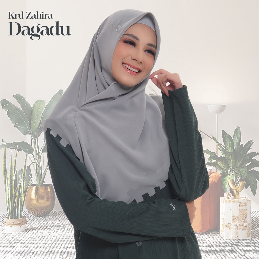 Kerudung Segi Empat Zahira Dagadu M | Kerudung Segi Empat[ Ori Rabbani ]