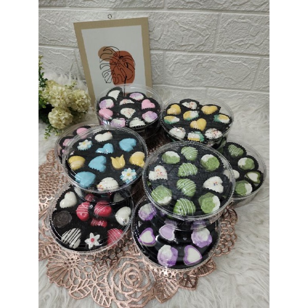 

Cokelat praline/cokelat karakter/cokelat toples/cokelat murah