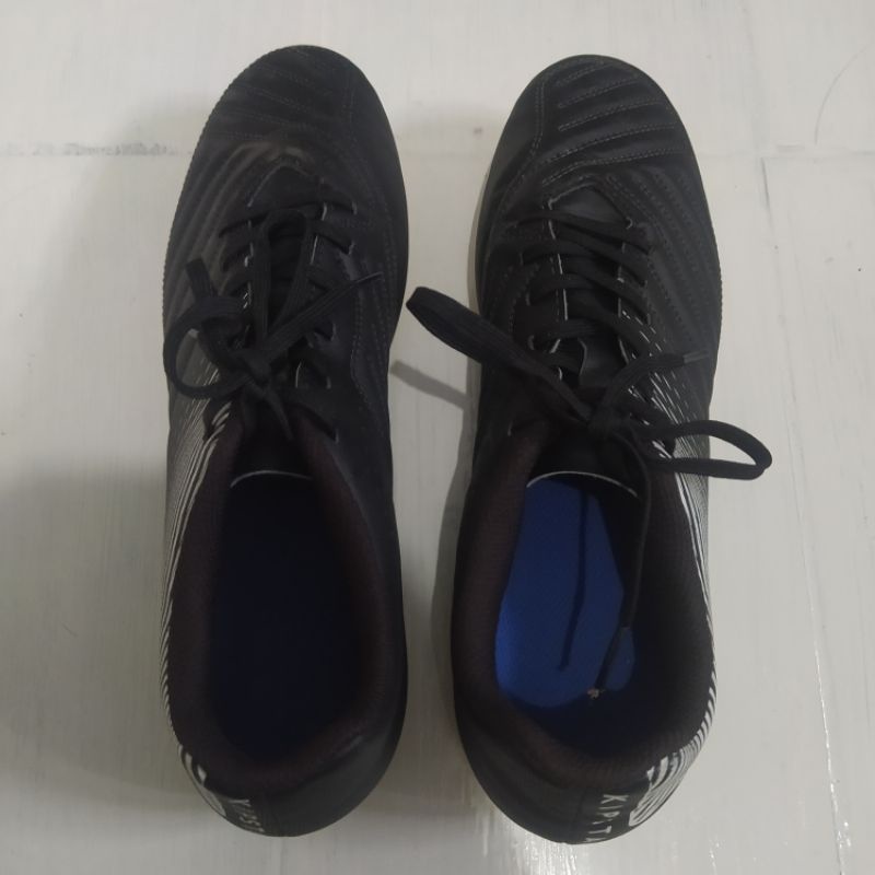 Sepatu Kipsta Second