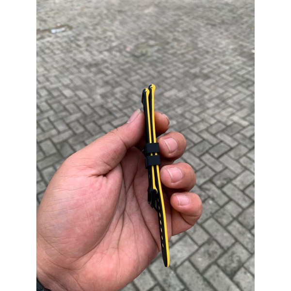 Strap Tali Jam Tangan Silicon lembut hitam kombinasi kuning Size 20mm