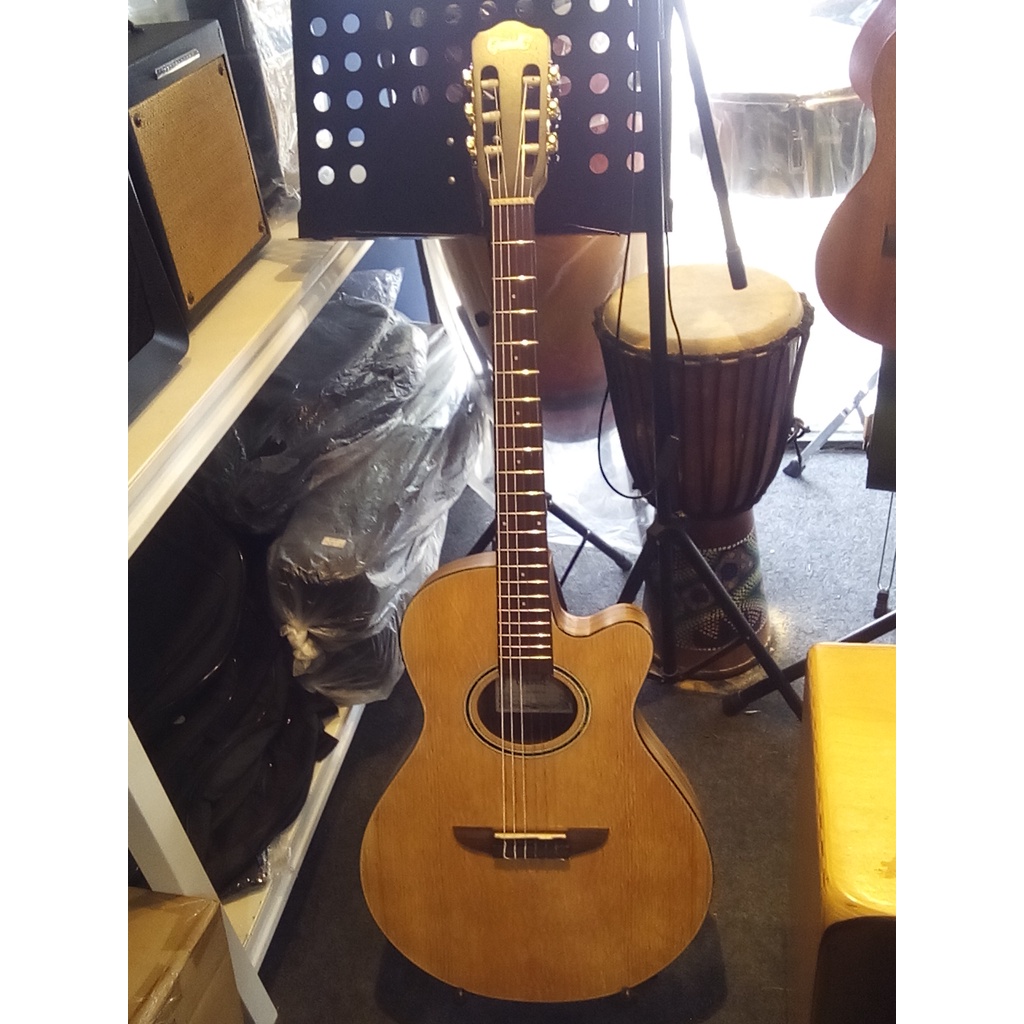 GITAR GRANDE CLASSIC NYLON GIC 40KEQ NS