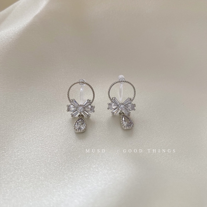 Roselife Anting Tusuk Silver Wanita Desain Tetesan Air Hias Kristal Zircon Berkilau Gaya Korea