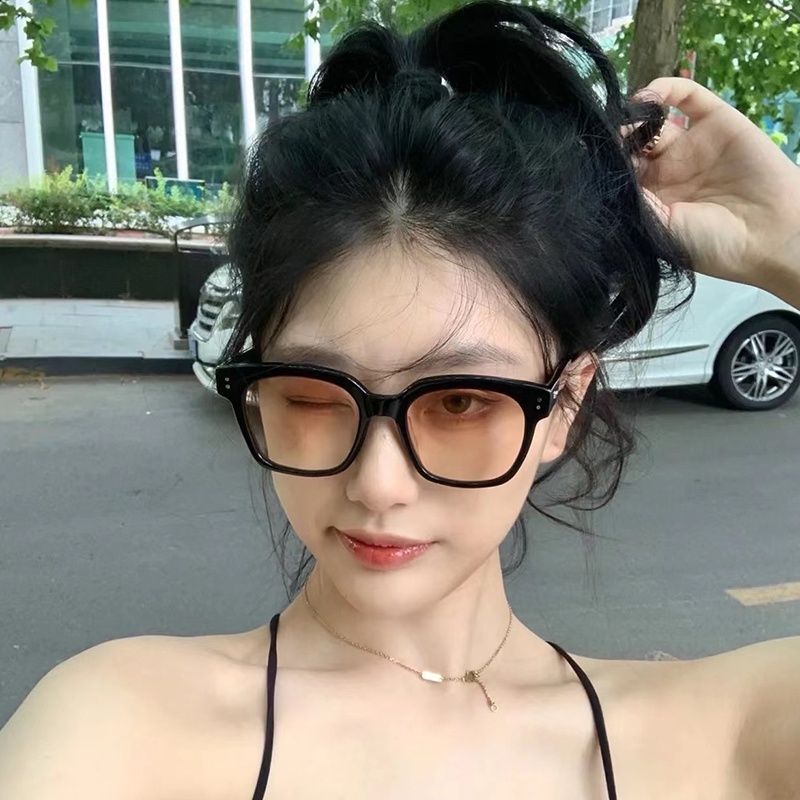 Roselife GM Kacamata Hitam Lensa Tawny Gradasi Frame Kotak Untuk Pria / Wanita
