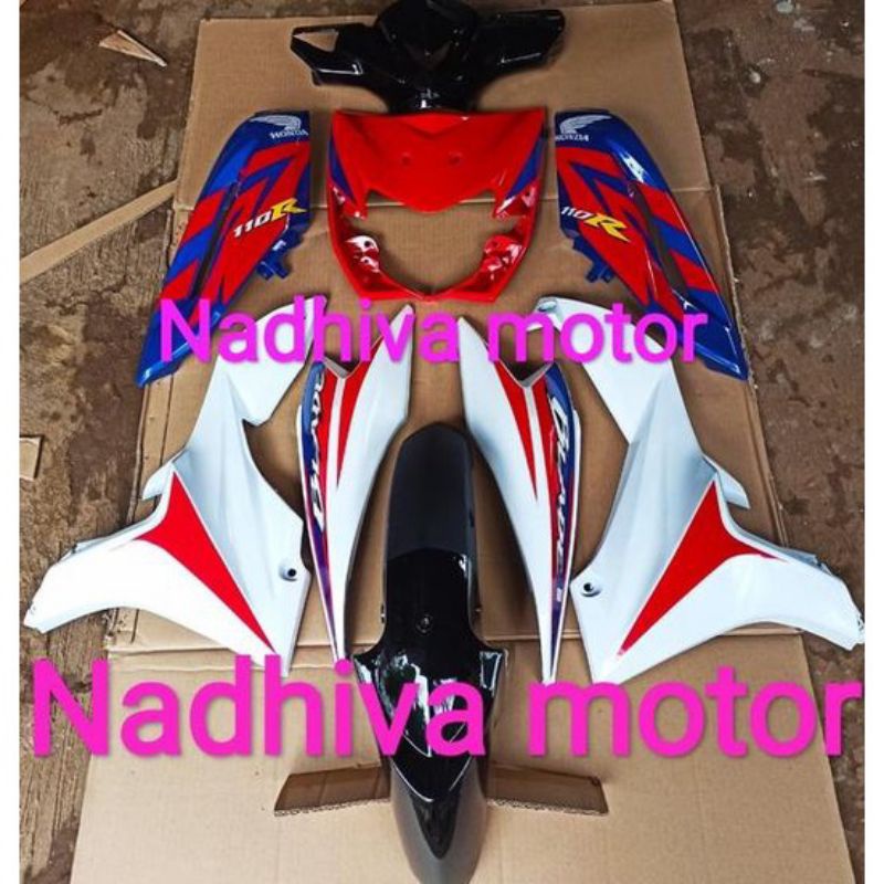 Cover body halus blade lama merah putih