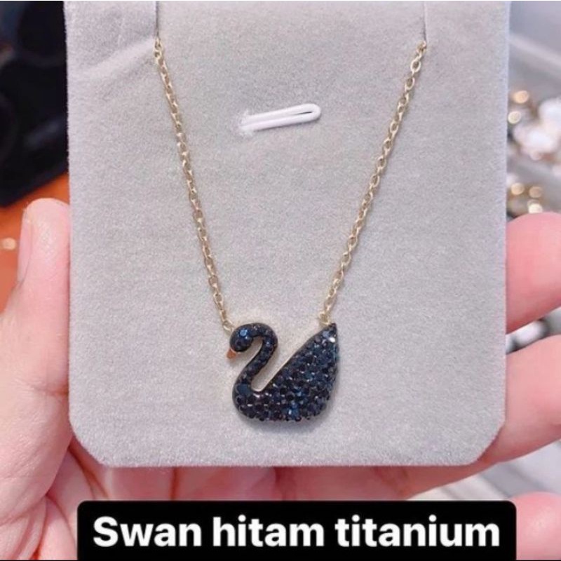 Kalung Titanium liontin angsa anti karat stainless steel