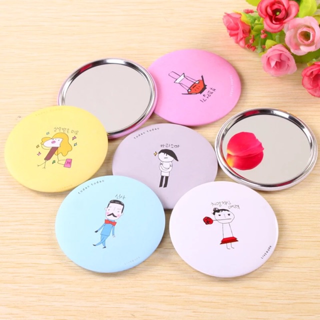 Yamata Cermin Bulat Karakter Kaca Make Up Mini Animasi Bermotif Animasi Souvenir Premium