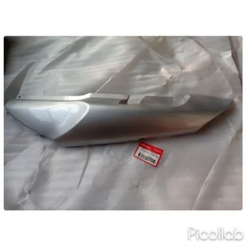 COVER BODY KANAN TIGER REVO GREY ORI AHM