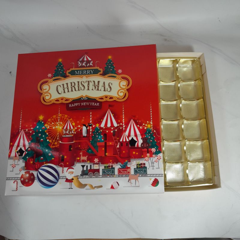 

Box Christmas White / Dus Kue Natal Merry Go Round / Box Nastar Sekat