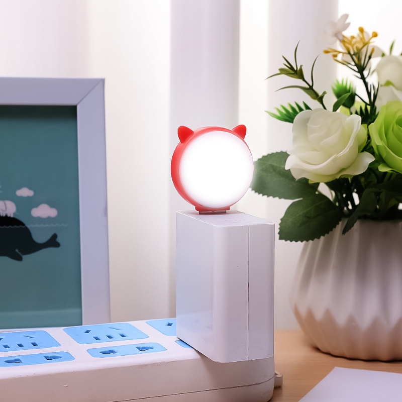 Lampu Baca LED Mini Portable Hemat Energi Bentuk Kartun Kucing Lucu Dengan Port USB