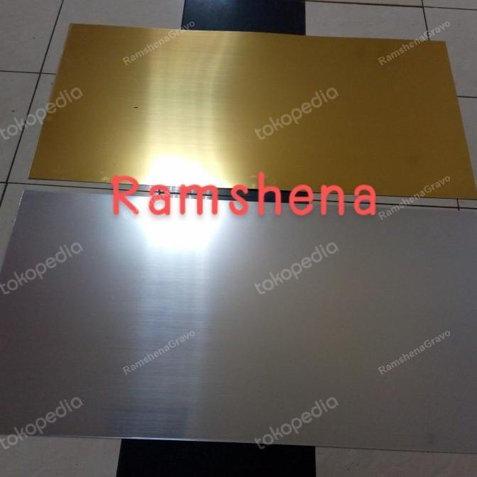 

gravoply/bahan name tag/silver&gold/60x120 tebal 1.5mm