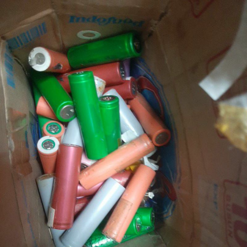 batrai copotan laptop kondisi mati total rusak