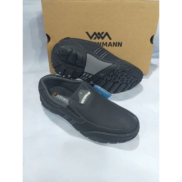 Sepatu Casual slip on pria weidenmann Walker 03 hitam