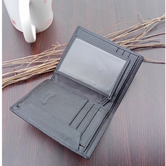 dompet lipat buku vertikal bahan kulit sapi asli berkualitas lokal. #dompet #dompetkulit #dompetpria