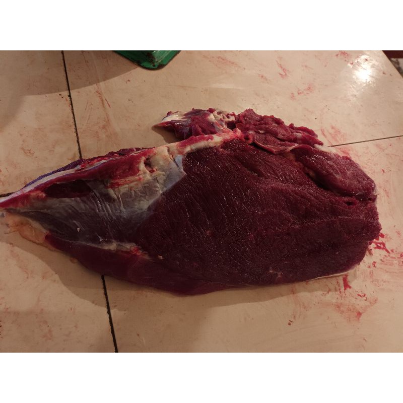 

daging sapi lokal asli (daging paha)
