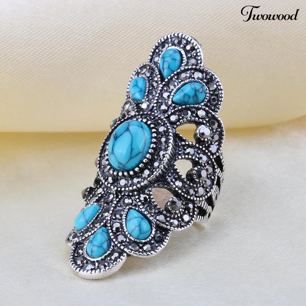 Cincin Berlian Imitasi Model Hollow Simetris Gaya Vintage Untuk Pesta