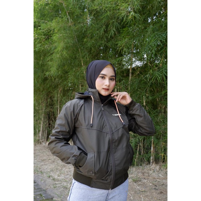 Nayra Jaket Bomber Wanita Terbaru Fashion Bahan Parasut X-Guard Jaket Hoodie Kombinasi Warna Zipper