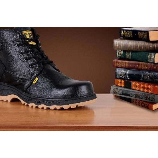 sepatu caterpillar kulit sapi asli
