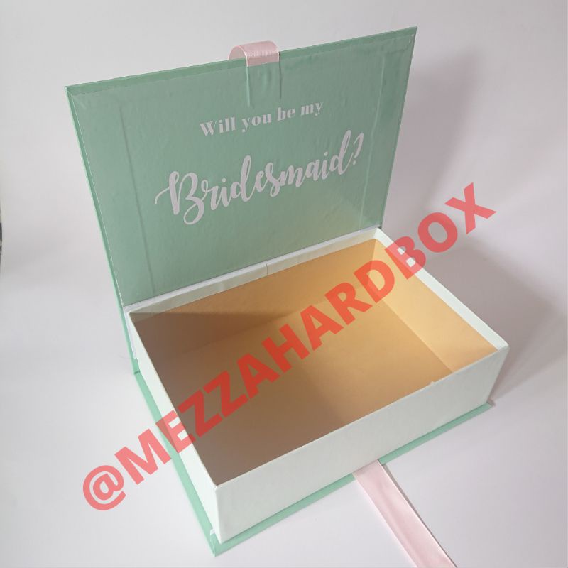 

Hardbox Bridesmaid 23x16x7 Hardbox murah Hardbox custom murah