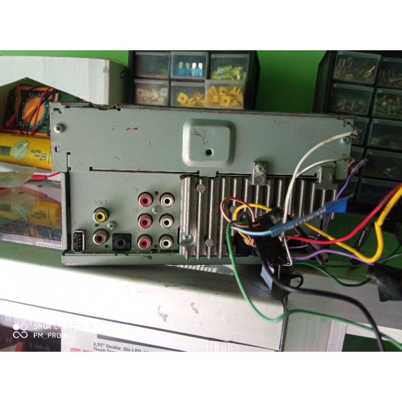 HU pioneer avh105dvd