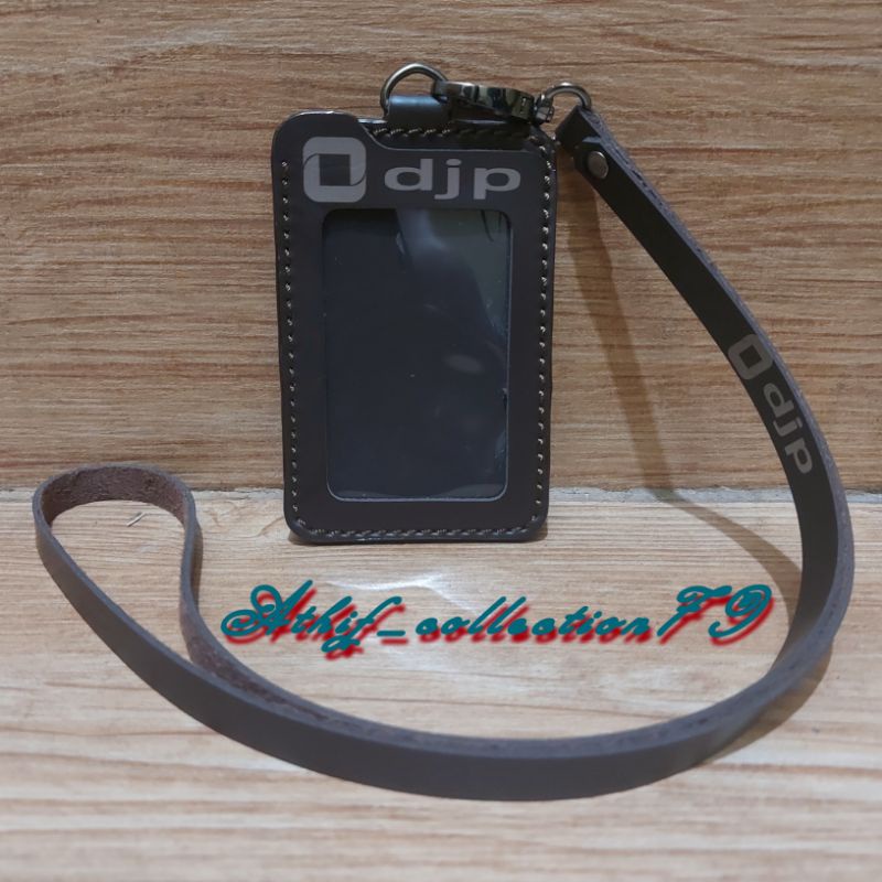 

Tempat Id Card DJP Kulit Holder Id Card Kulit DJP Kalung