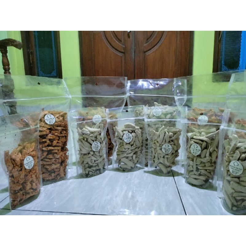 

basreng pedas daun jeruk