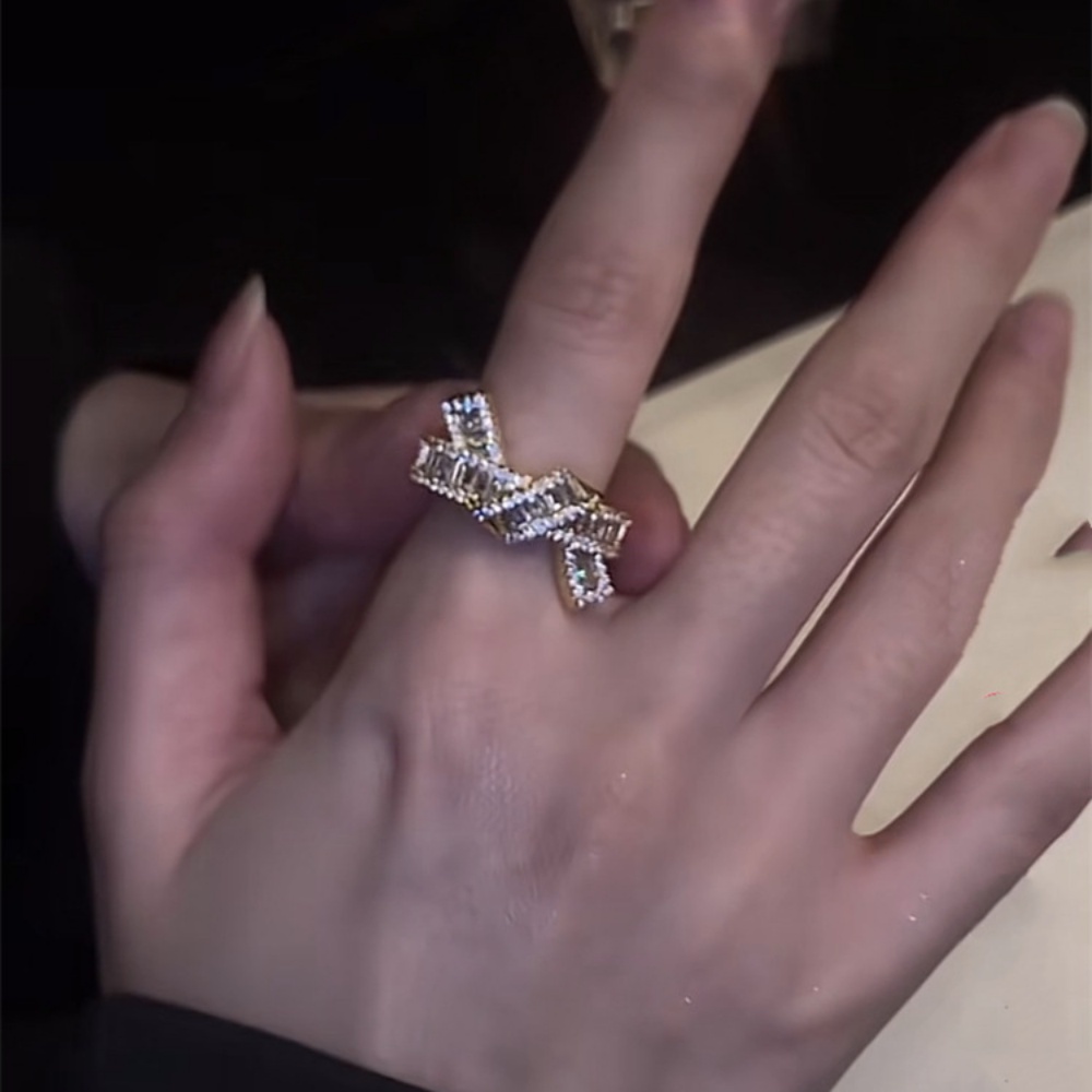 Cincin Model Terbuka Desain Simpul Hias Zircon Gaya Mewah Untuk Wanita
