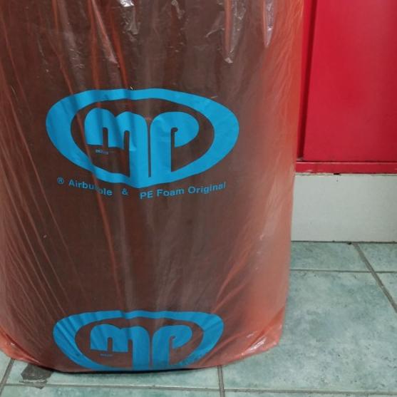 

BUBBLE WRAP 60CM X 50 METER HITAM PUTIH / BUBLE WRAP MULIA PACK ORANGE - Putih