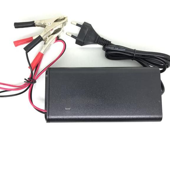 Charger Aki 12V-10A