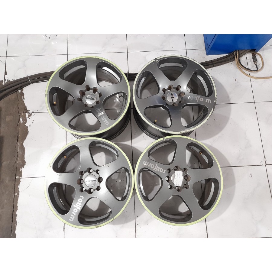 Velg Mobil Racing Ring 16 ROTIFORM R16X7-8,5 Baut 4 ET42-30