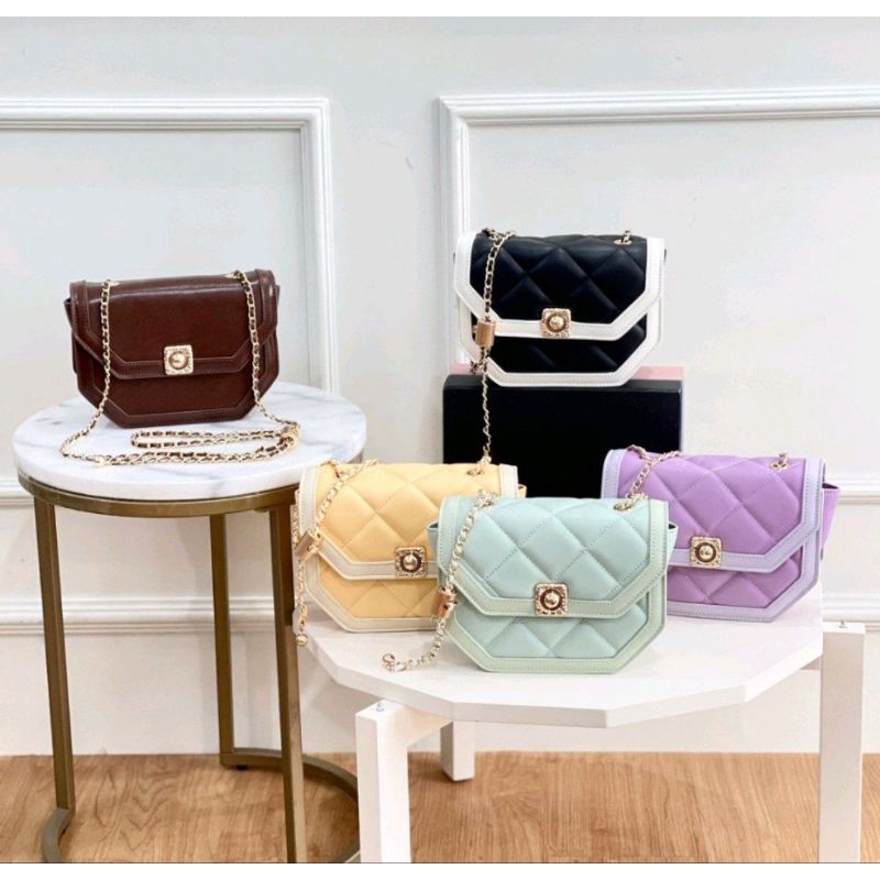 Slingbag CharlesKeith C1315