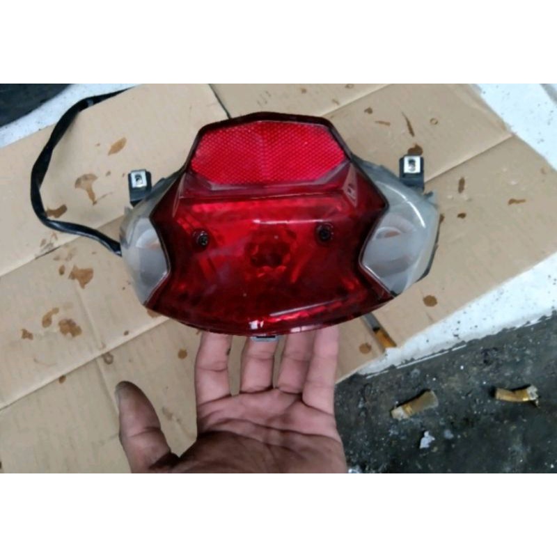 Reflektor Lampu setop belakang beat fi beat fi esp Original