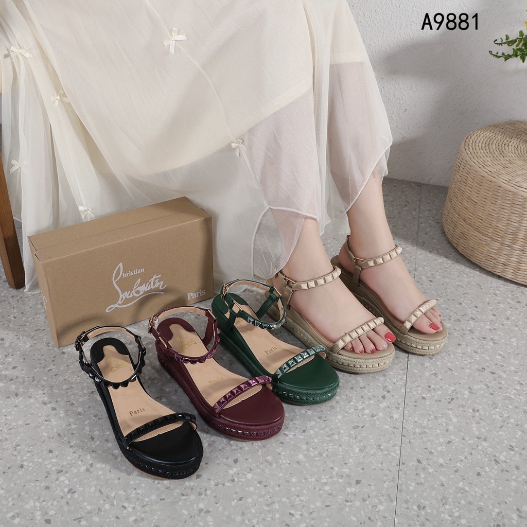 VL Studed Leather Wedges Sandals New Colour A9881