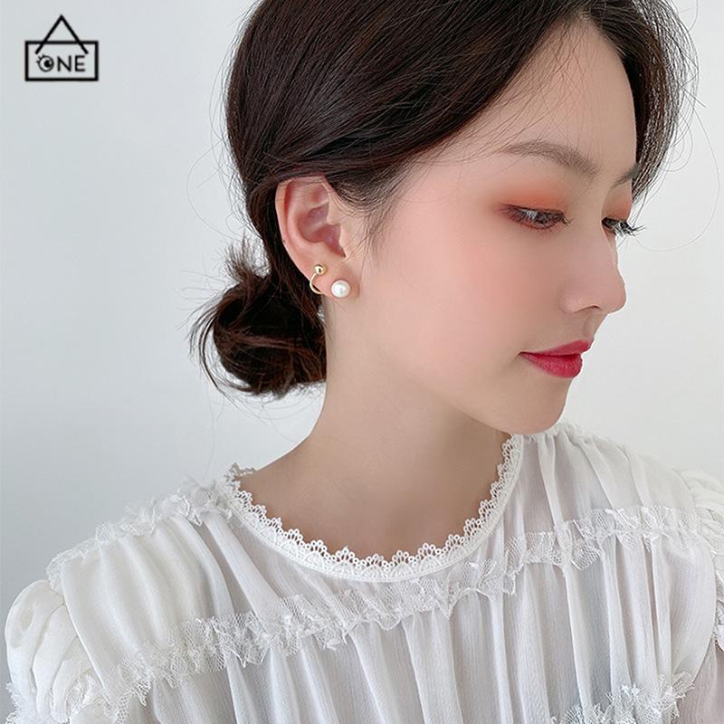 COD❤️Anting Mutiara Temperamen Anting Desain Sederhana Wanita S925 Anting Kepribadian Perak S925-A.one