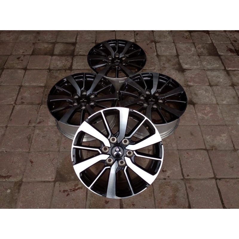 VELG SECOND MOBIL COPOTAN PAJERO SPORT RING 18 HOLE 6X139