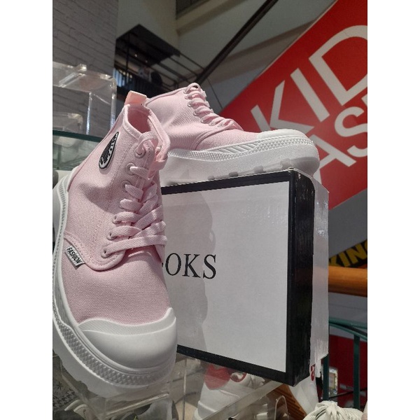 LOOKS :- sepatu wanita kekinian koleksi terbaru ,ramayana ciplaz depok