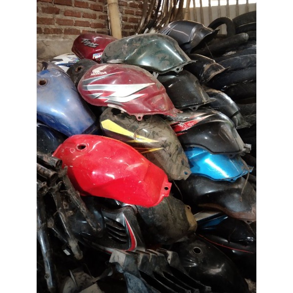 TANGKI TIGER LAMA TIGER REVO MEGAPRO  LAMA MEGAPRO MONO KARBU